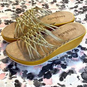 NWOT cocobelle Knotted Gold Strap and Tan Wedges with White Bottoms